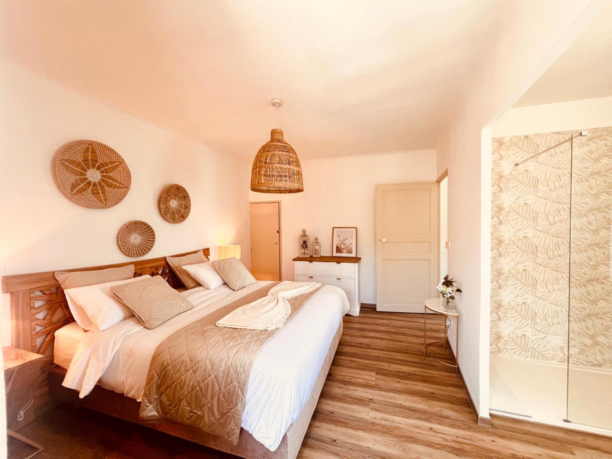 La Boheme Mouries Villa Luaran gambar